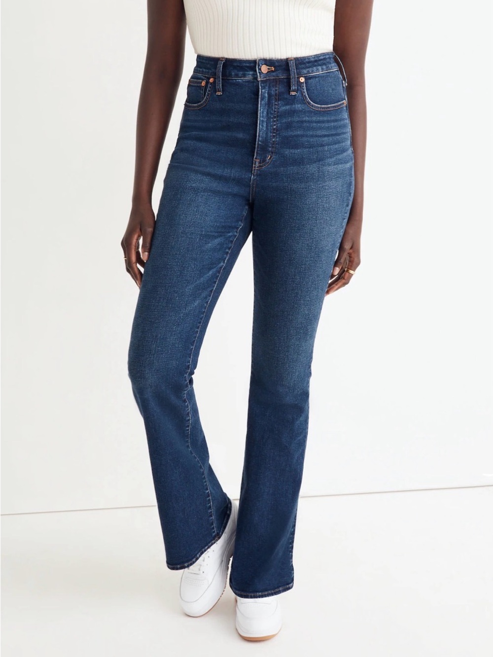 Madewell Curvy Skinny Flare Jean in Dark Blue Colleton Wash, Size 27